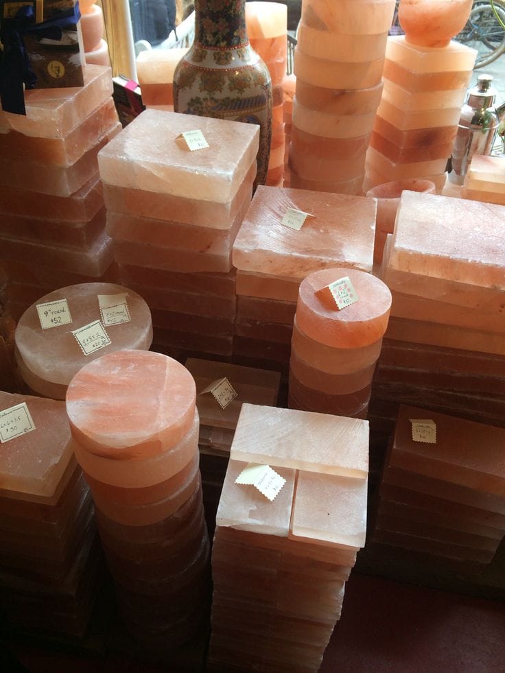 Salt tile and block sample display